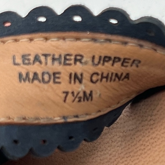 Ava & Aiden Blue Leather Ankle Wrap Block Heel Sandals Size 7 1/2 Women's - Picture 4 of 10